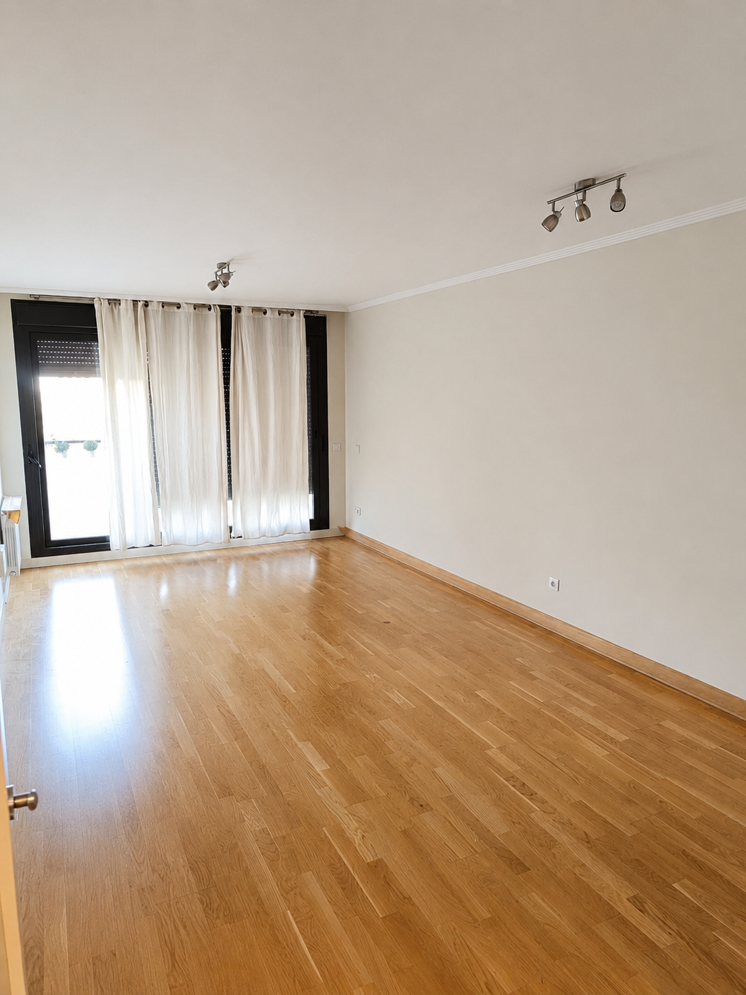 Estado original antes de pintar vivienda interior